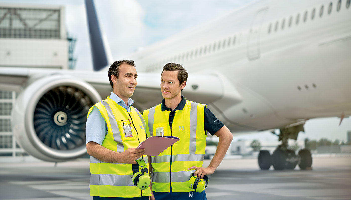 Ground handling Staff member of ground handling
