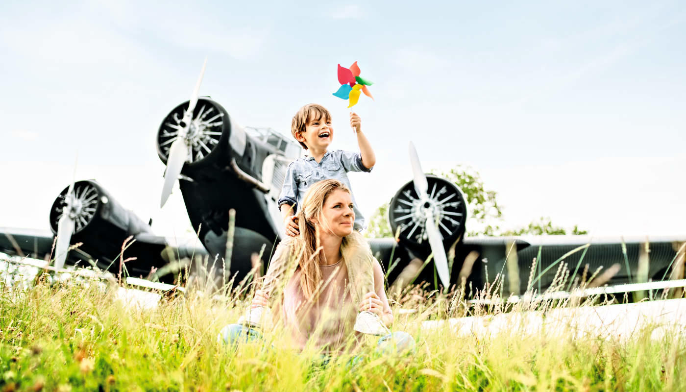 Efficient and sustainable airport operations Efficient and sustainable airport operations