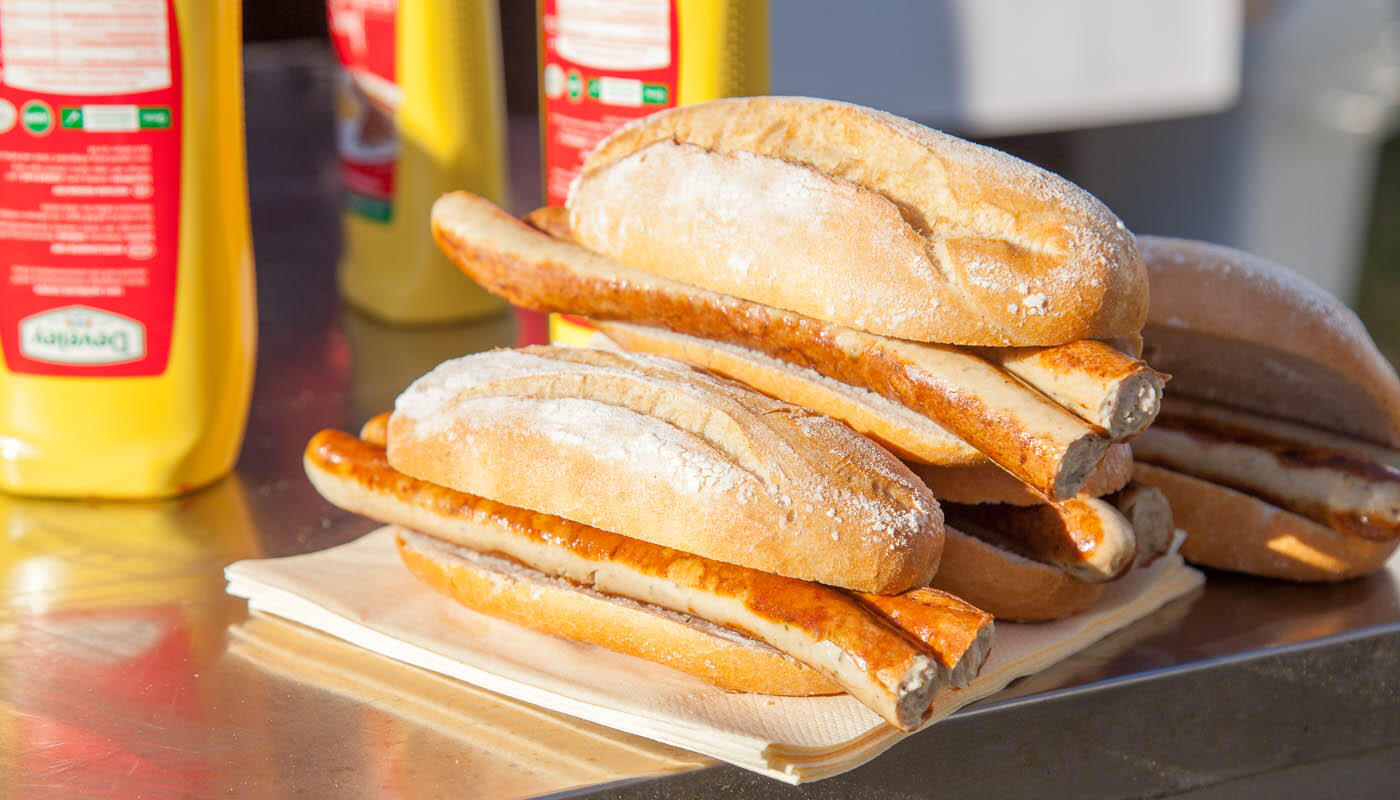 Bratwurstsemmel Bratwurstsemmel