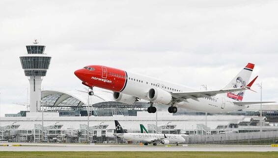 Take-off Norwegian Air Sweden at Munich Airport