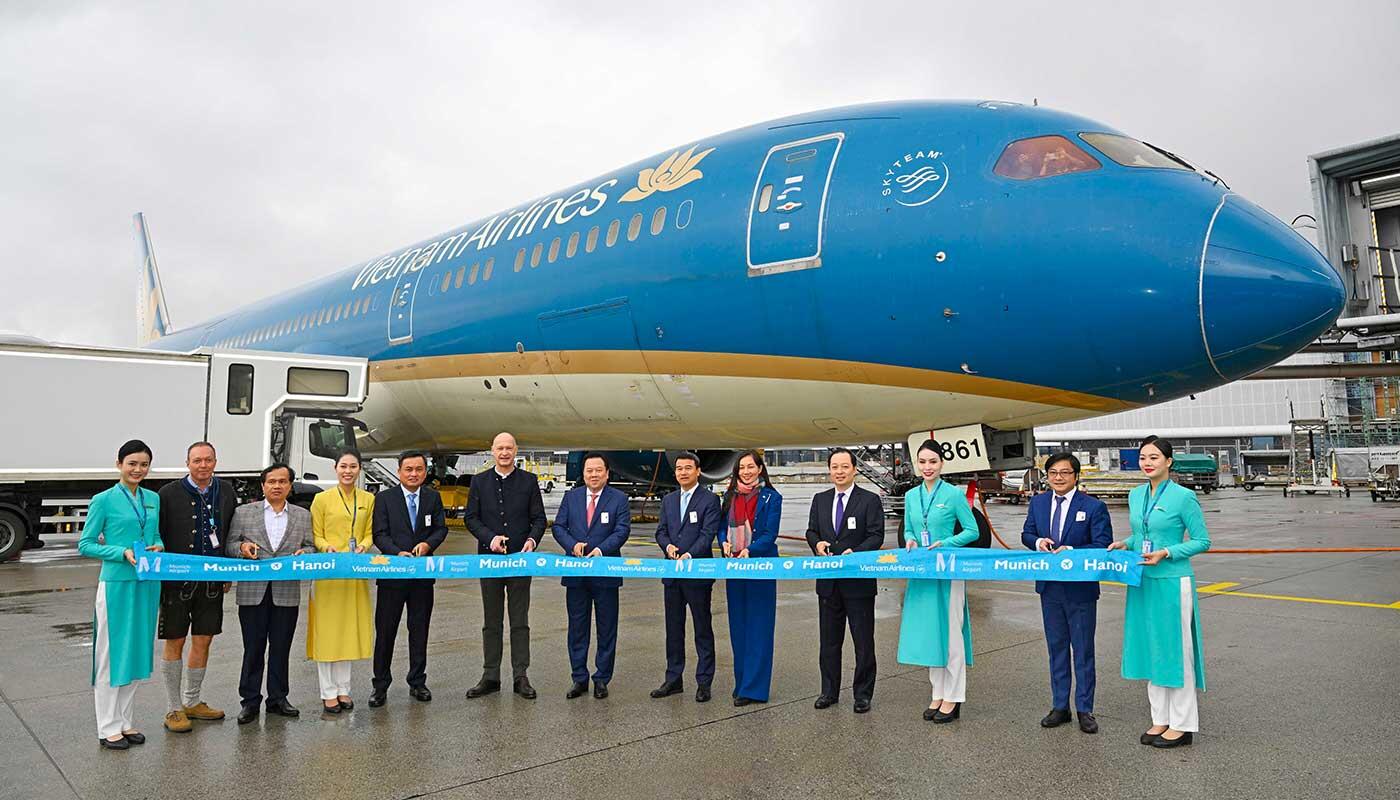 Vietnam Airlines celebrated its premiere at Munich Airport with flights to Hanoi and Ho Chi Minh City Vietnam Airlines celebrated its premiere at Munich Airport with flights to Hanoi and Ho Chi Minh City