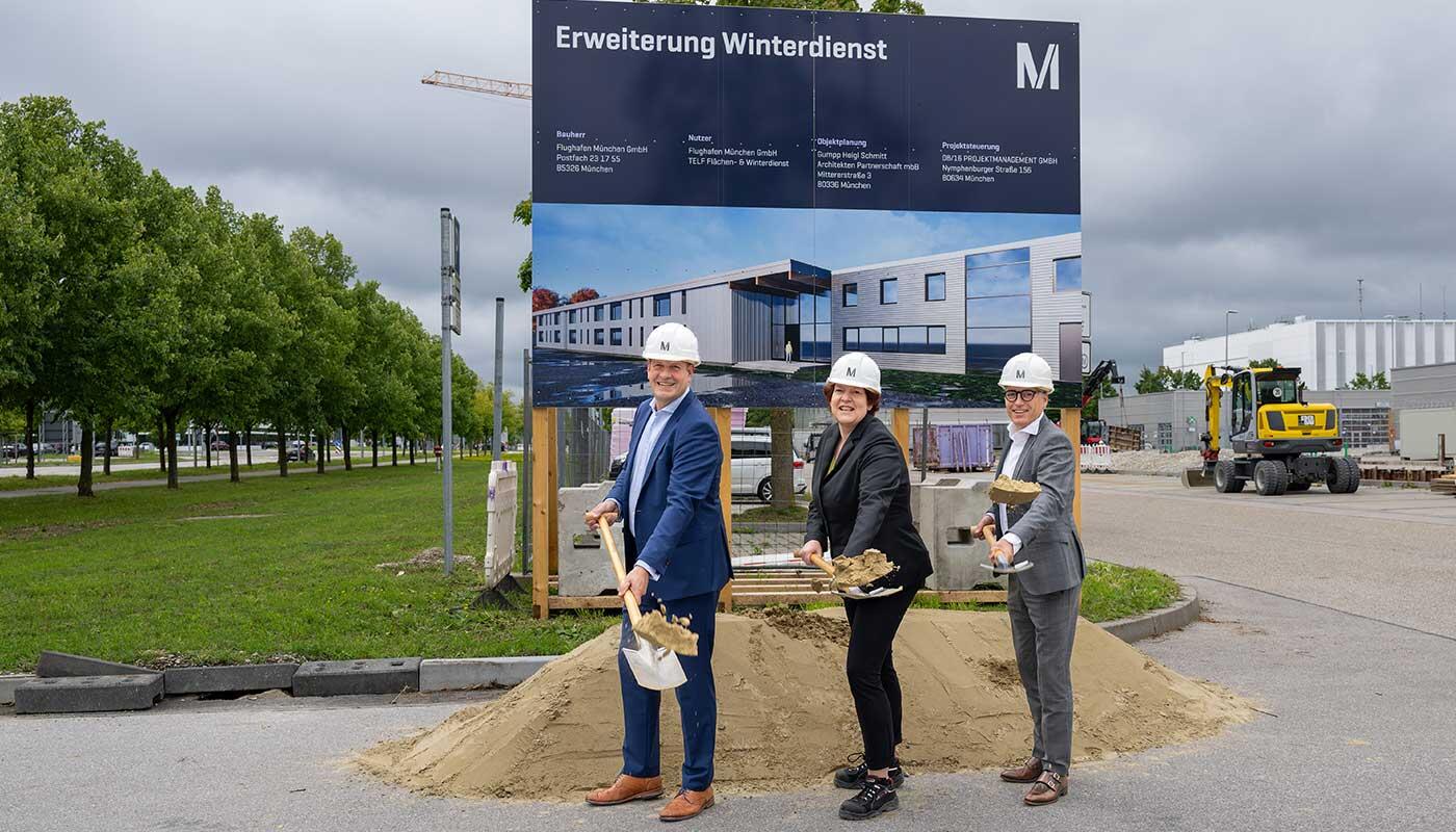Spatenstich für Neubau in Holzbauweise Spatenstich für Neubau in Holzbauweise