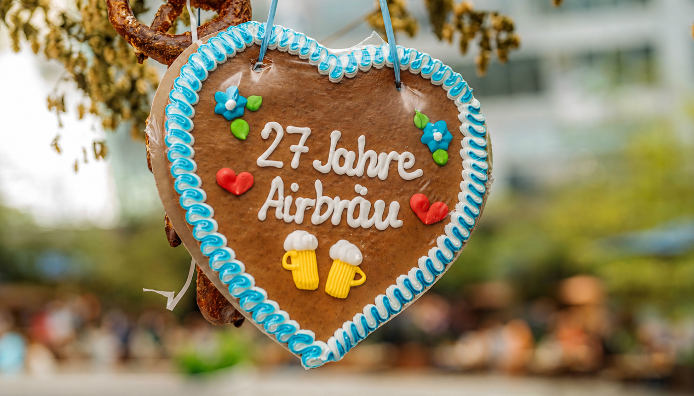 Gingerbread Heart 27 Years of Airbraeu Gingerbread Heart 27 Years of Airbraeu